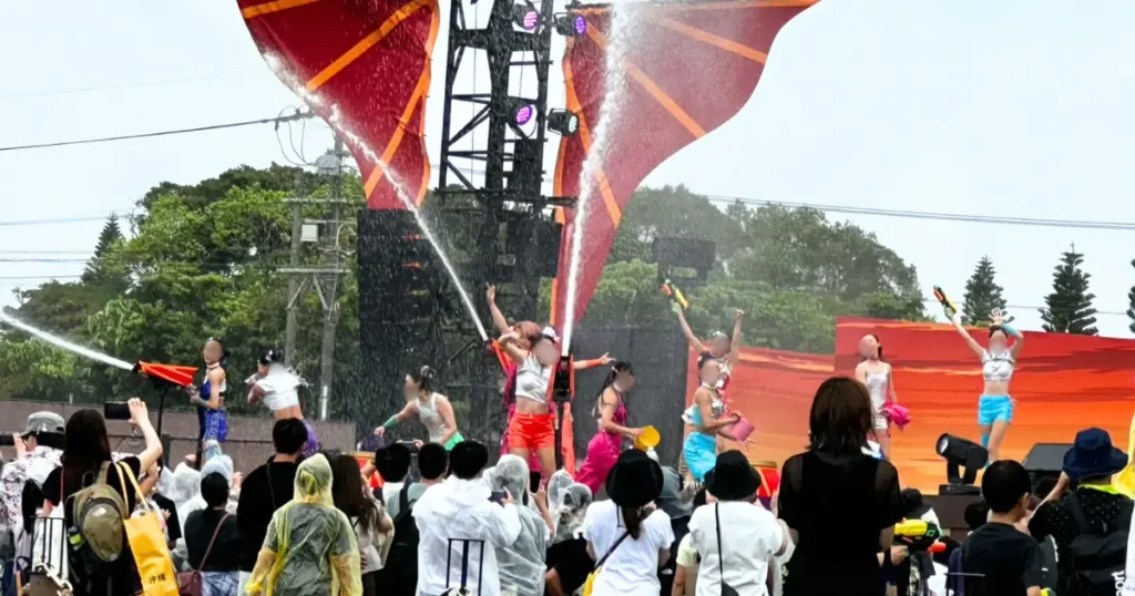 スプラッシュ